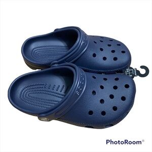 Crocs Blue Sandals NWT Sz 2 Youth Kids Boys Closed Toe Shoes